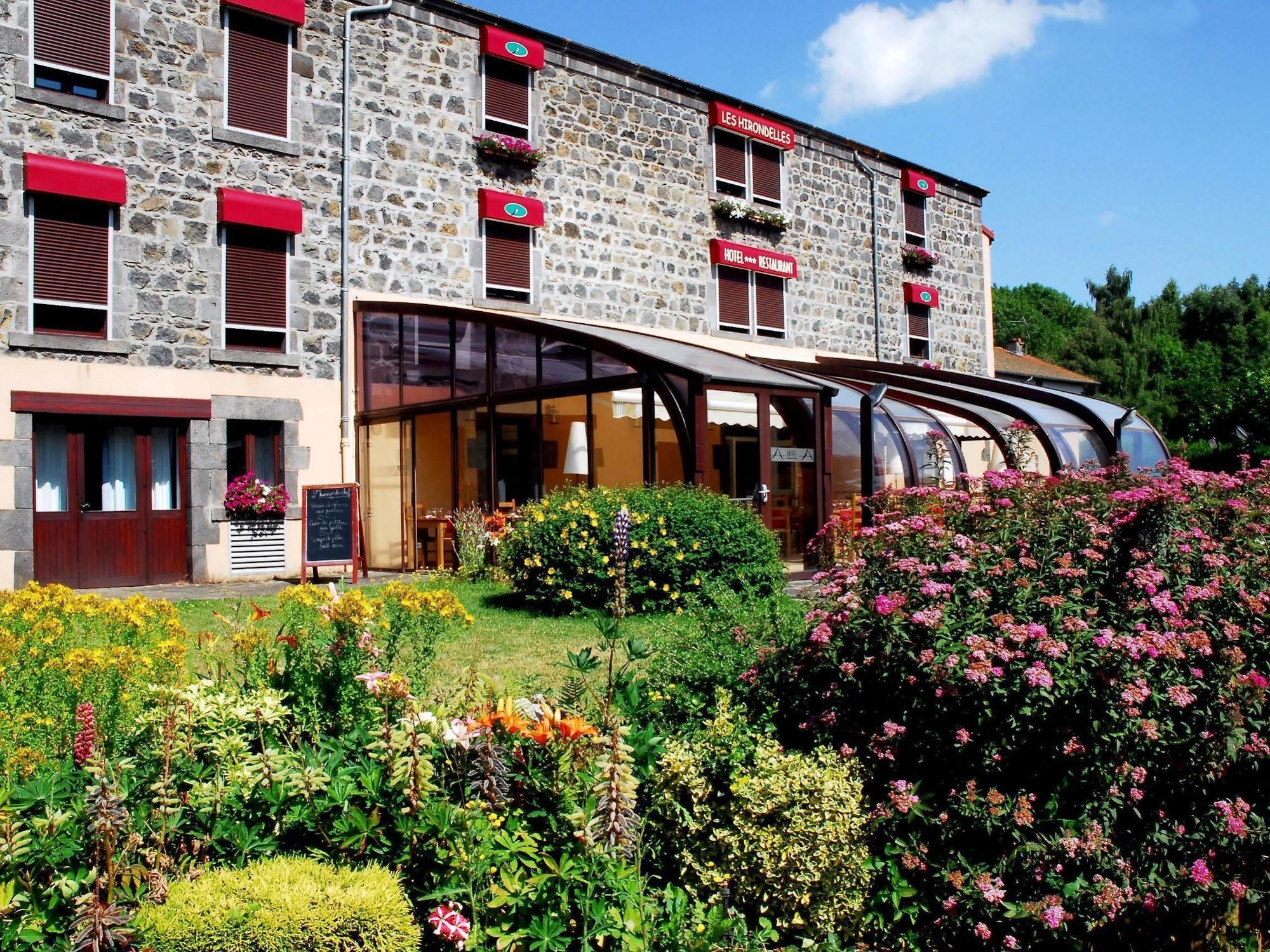 Hotel Les Hirondelles Orcines Exteriér fotografie